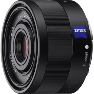 Picture of Sony Sonnar T* SEL35F28Z - 35 mm - f/2.8 - Full Frame Sensor - Wide Angle Fixed Lens for Sony E